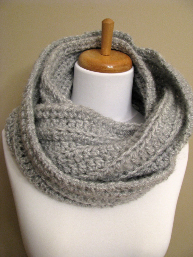 Grey Infinity Scarf, Wool Circle Scarf, Knit Infinity Scarf, THE